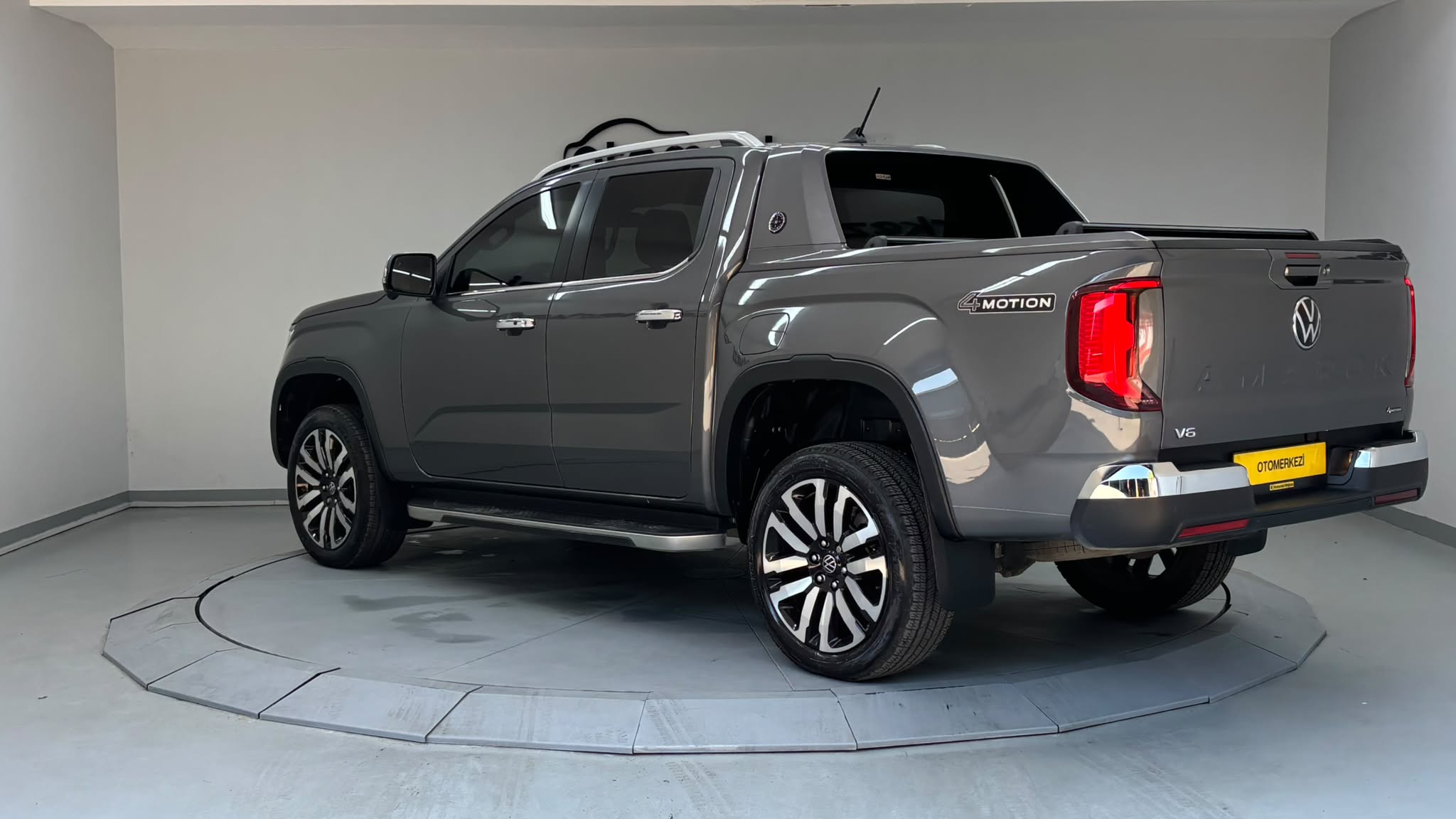 VOLKSWAGEN AMAROK 3